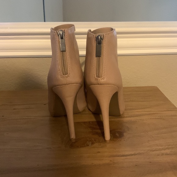 Steve Madden tan high heel booties - Picture 3 of 4